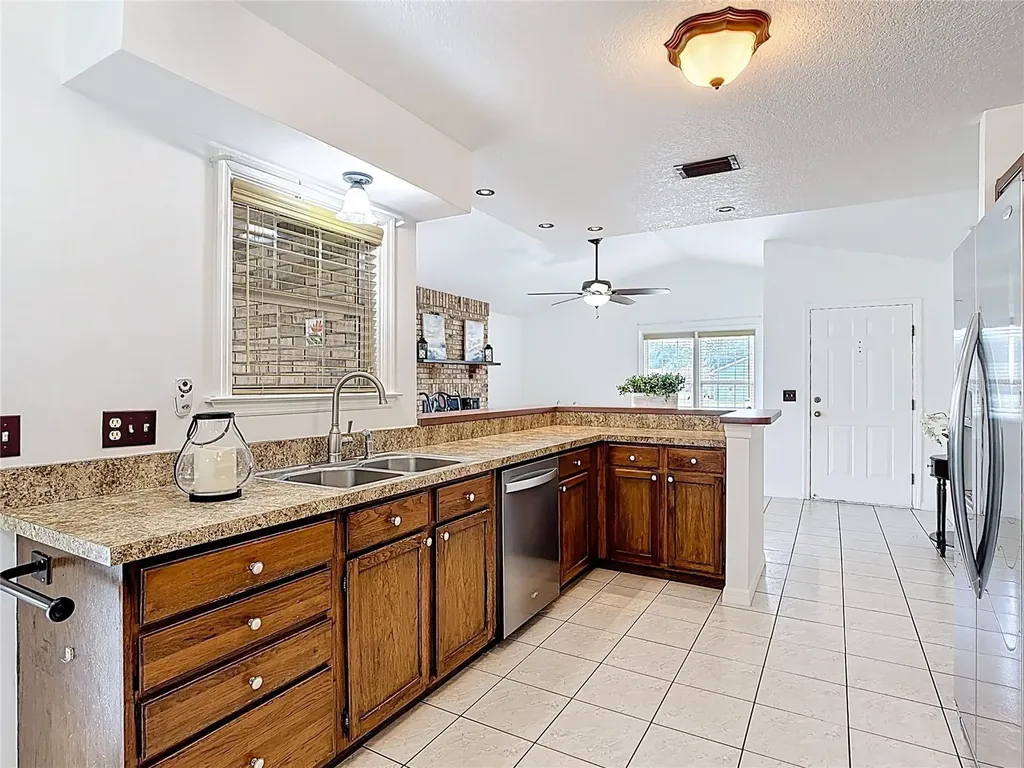 1144 Monroe Avenue St Cloud FL 34769