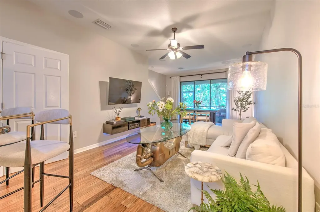 11808 13th Way N St Petersburg FL 33716