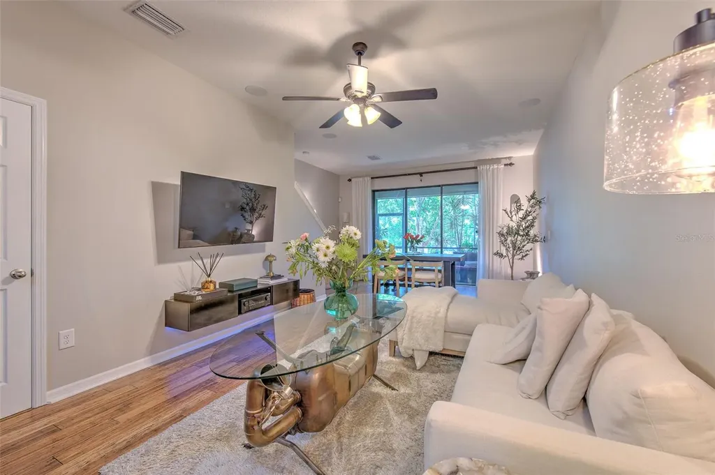 11808 13th Way N St Petersburg FL 33716