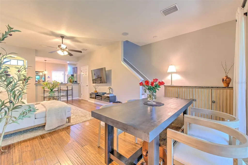 11808 13th Way N St Petersburg FL 33716