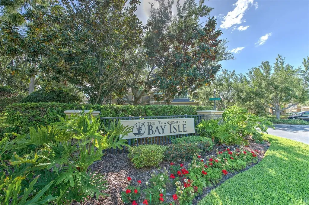 11808 13th Way N St Petersburg FL 33716