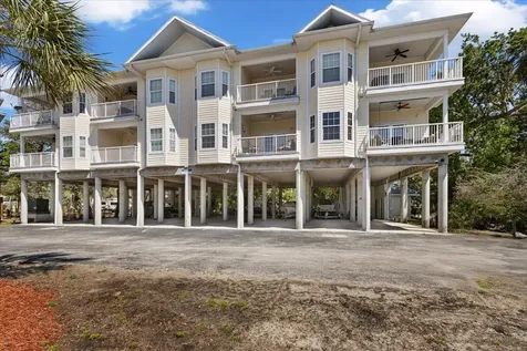 54 SE 910th Avenue Suwannee FL 32692