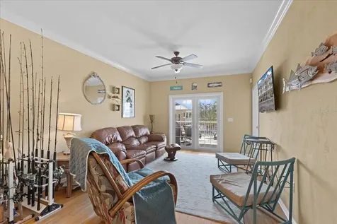 54 SE 910th Avenue Suwannee FL 32692