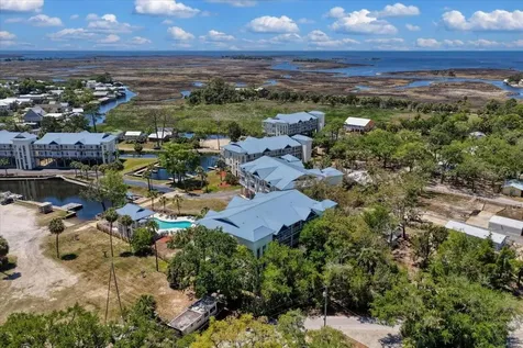 54 SE 910th Avenue Suwannee FL 32692