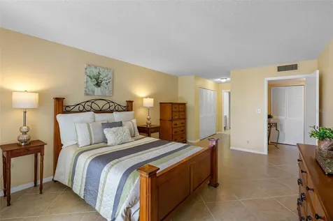 100 Oakmont Lane Belleair FL 33756