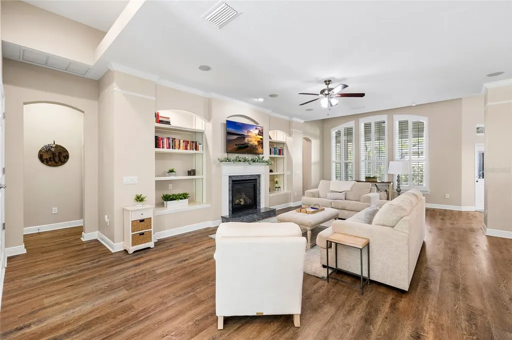 5823 Terncrest Drive Lithia FL 33547