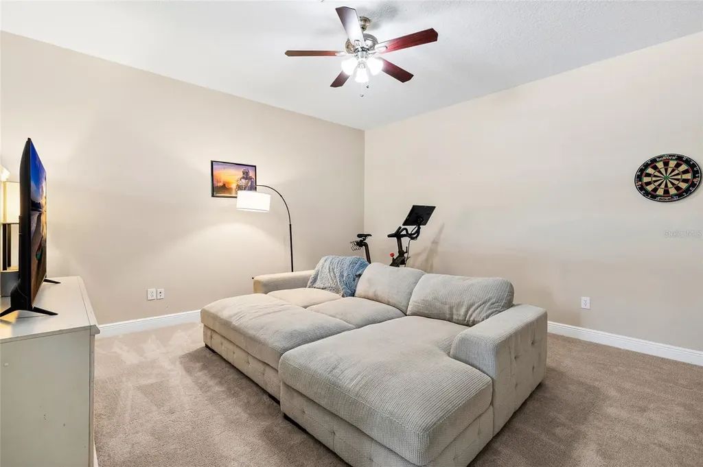 5823 Terncrest Drive Lithia FL 33547