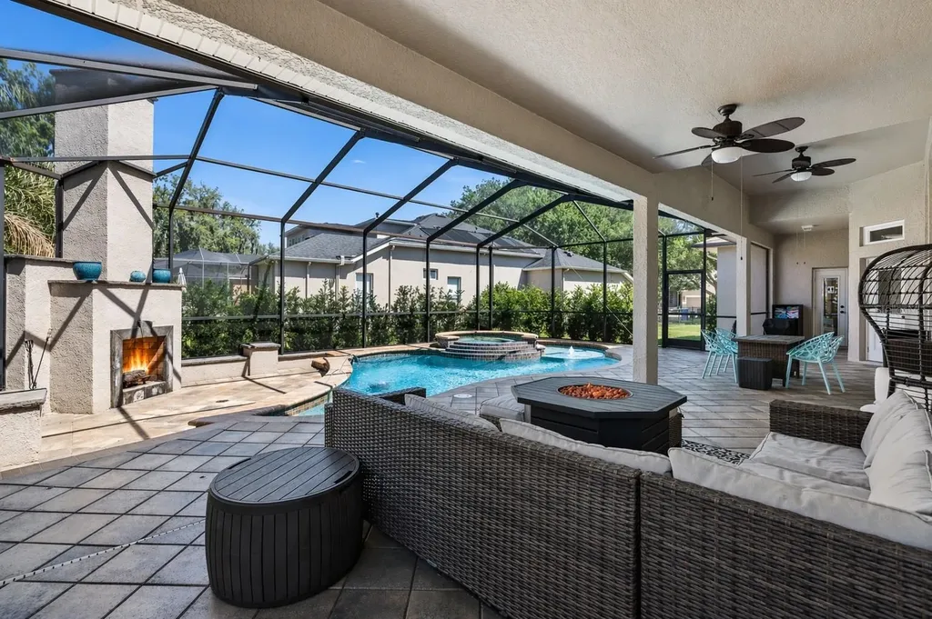5823 Terncrest Drive Lithia FL 33547