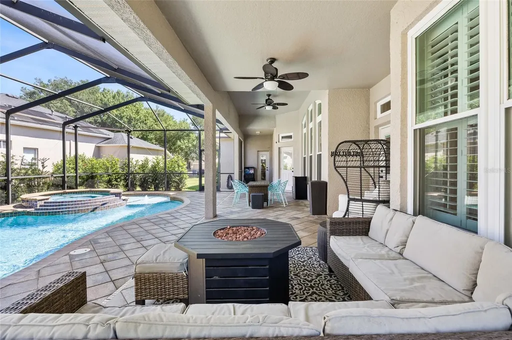 5823 Terncrest Drive Lithia FL 33547
