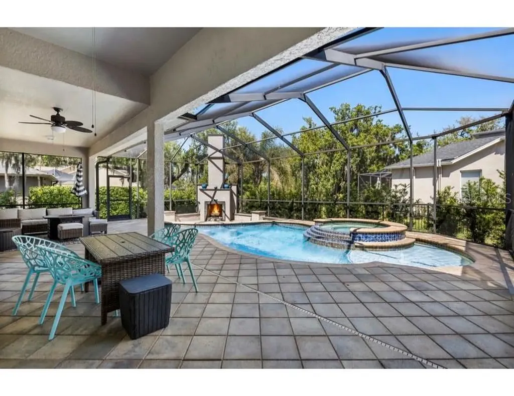 5823 Terncrest Drive Lithia FL 33547