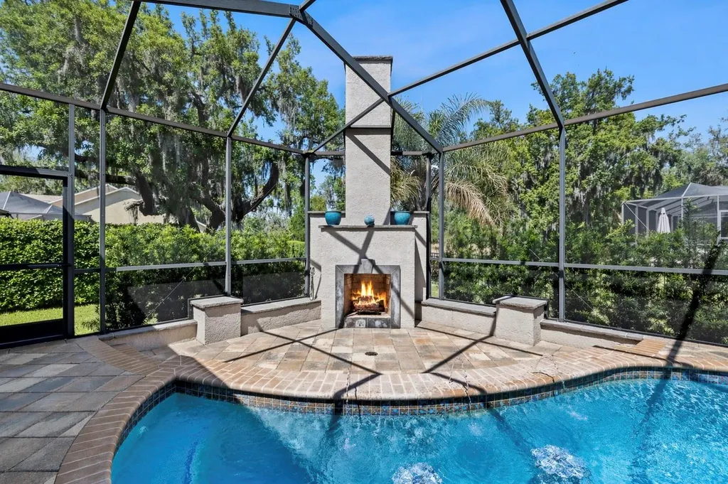 5823 Terncrest Drive Lithia FL 33547