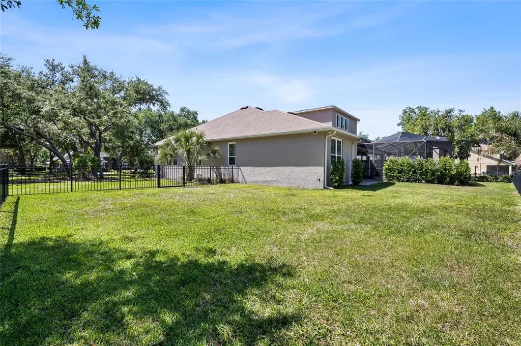 5823 Terncrest Drive Lithia FL 33547
