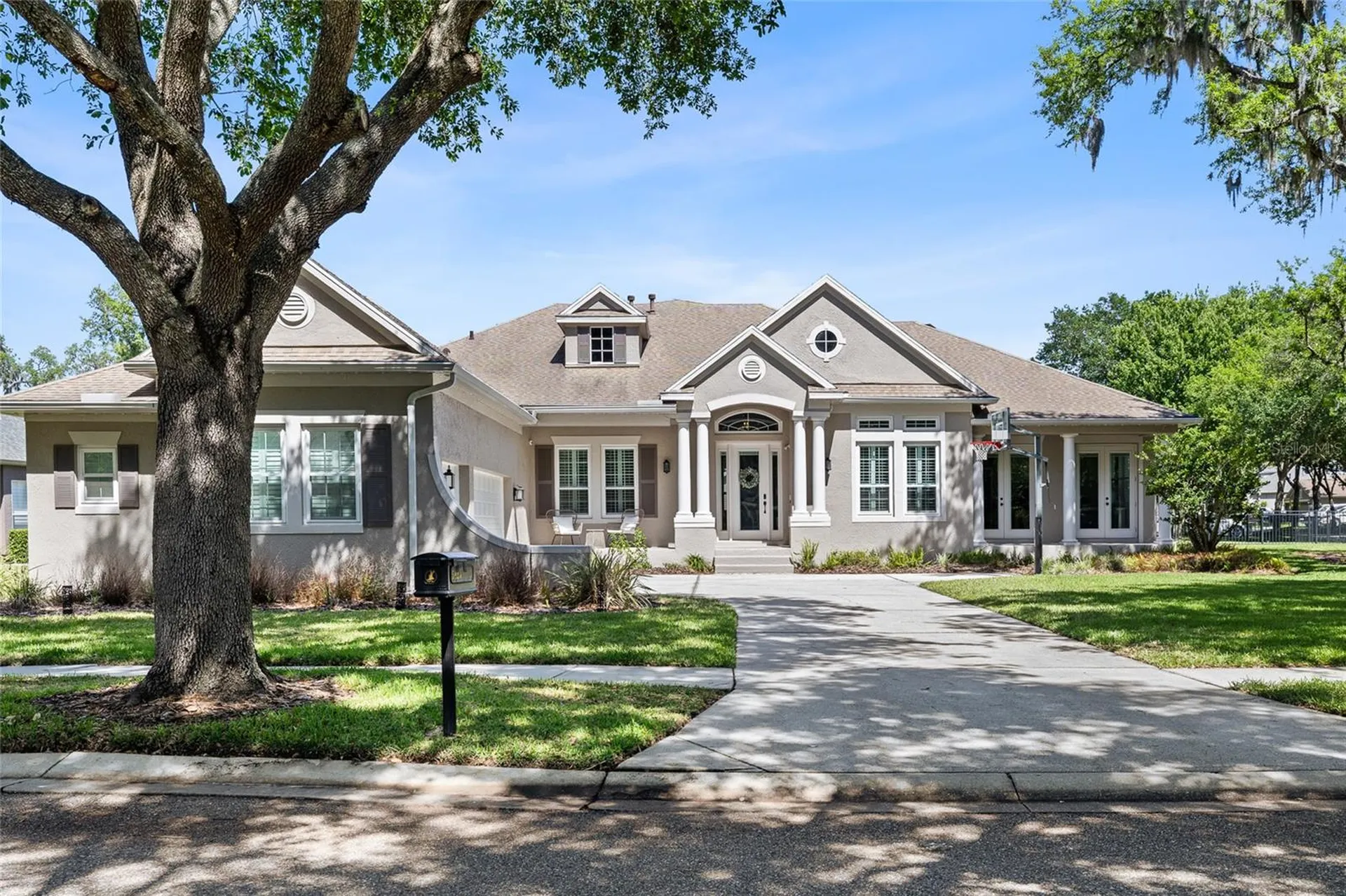 5823 Terncrest Drive Lithia FL 33547