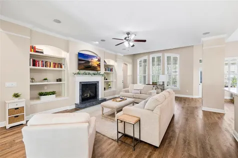 5823 Terncrest Drive Lithia FL 33547