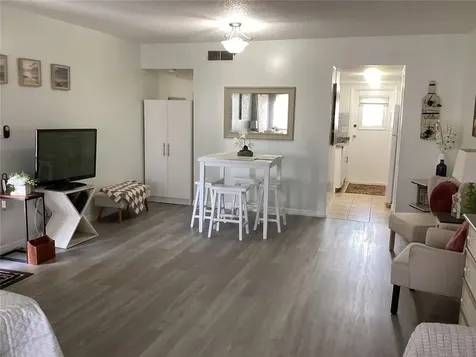 7701 Starkey Road Seminole FL 33777
