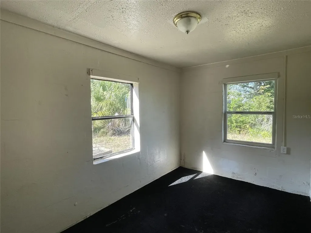 131 B Street Lake Wales FL 33853