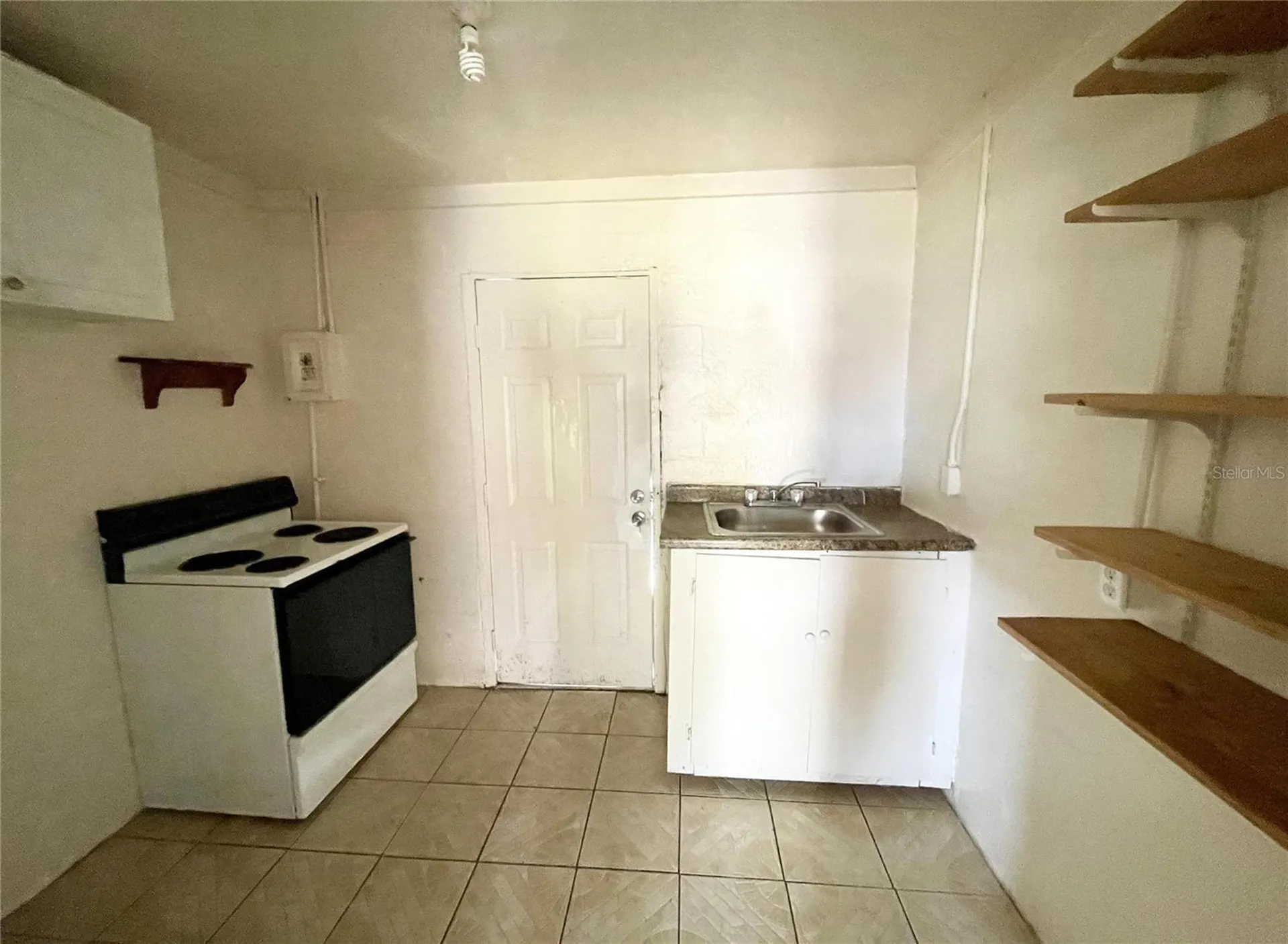 131 B Street Lake Wales FL 33853