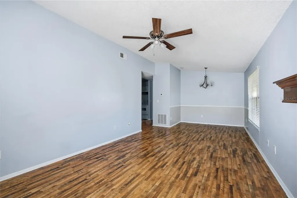 4022 Tumble Wood Trail Tampa FL 33613