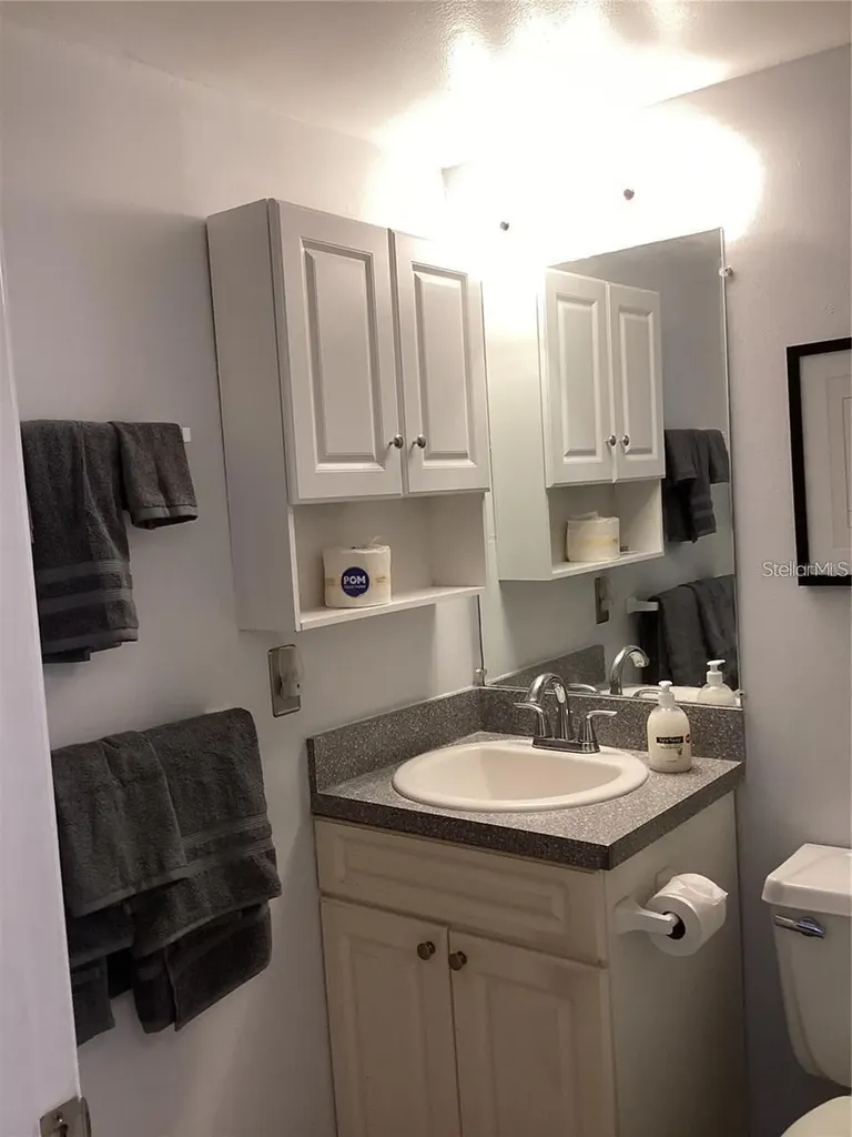 7701 Starkey Road Seminole FL 33777
