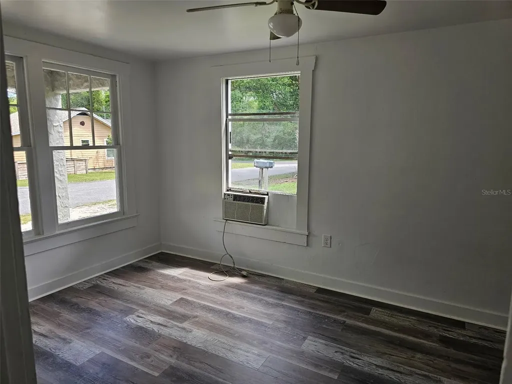 738 Wood Street Deland FL 32724