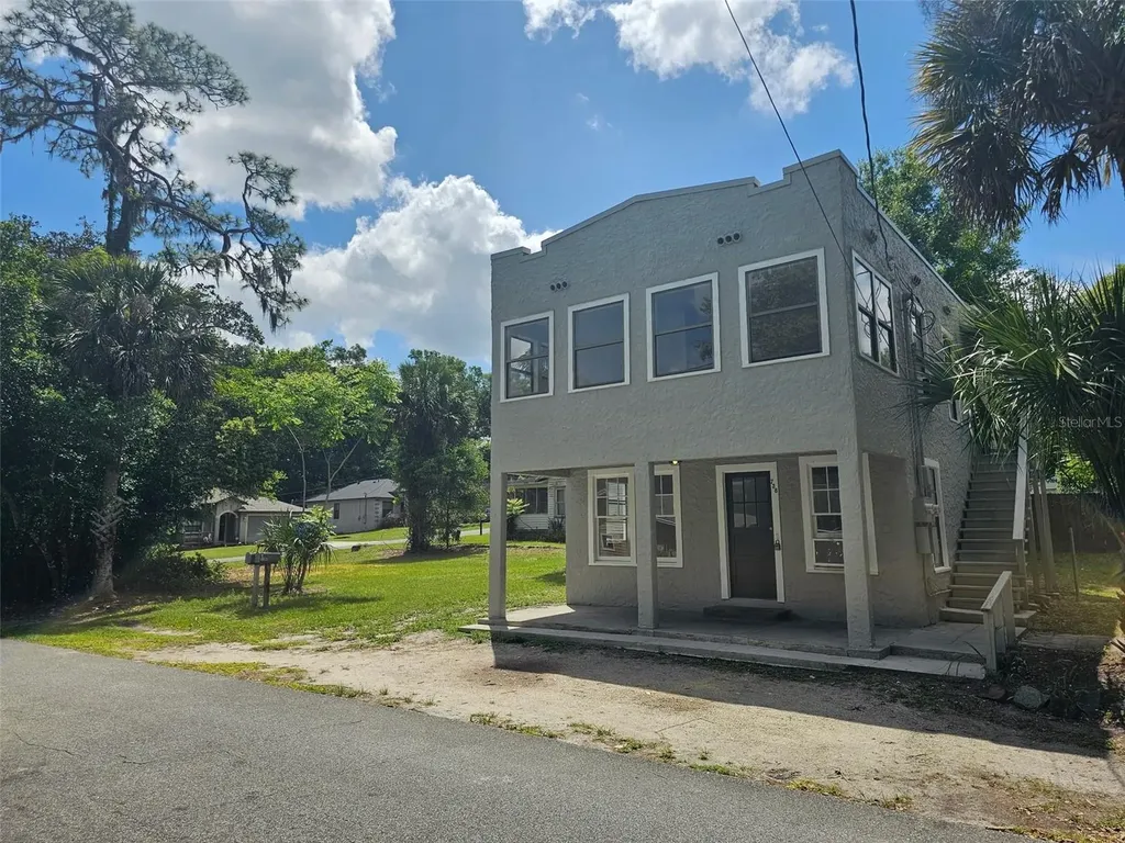 738 Wood Street Deland FL 32724