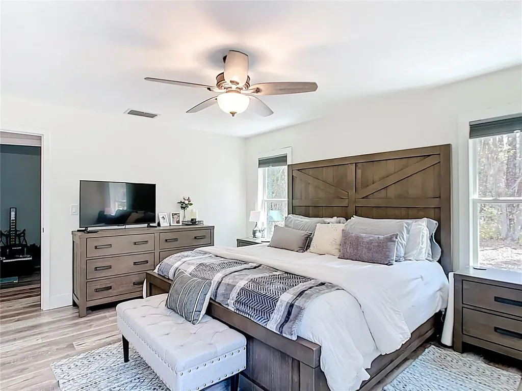 7374 Circle Drive Lady Lake FL 32159