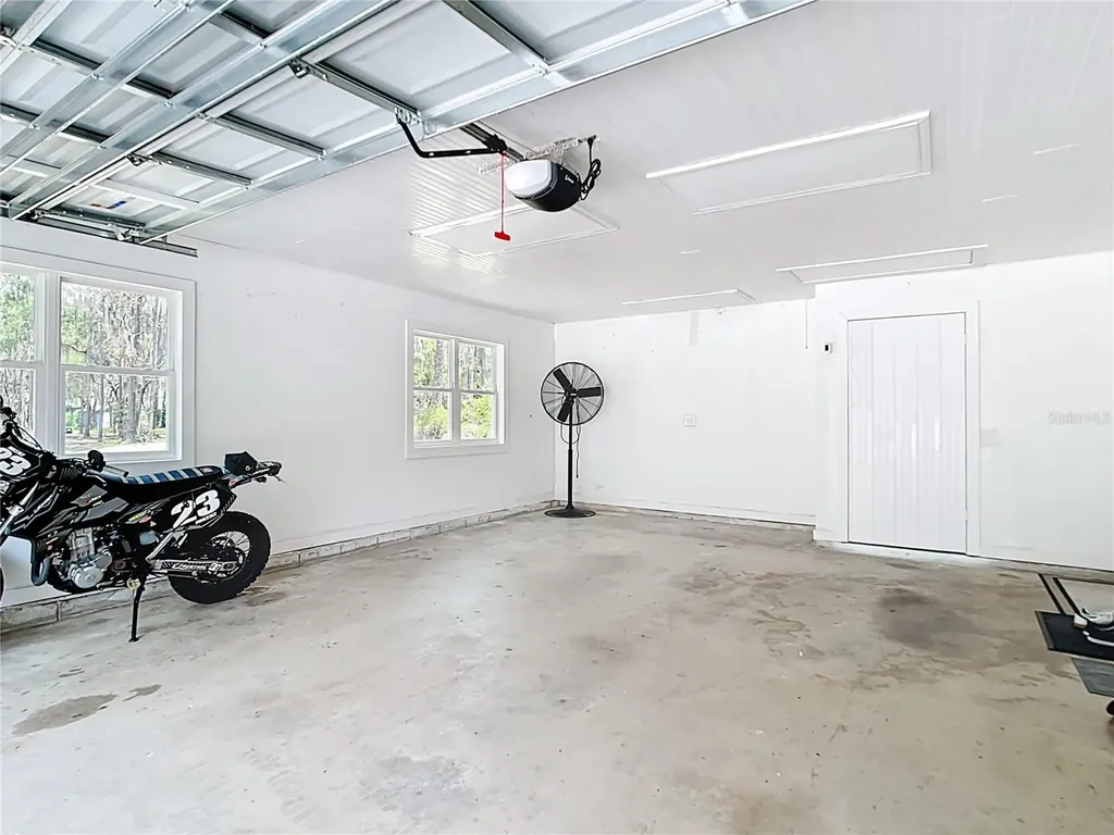 7374 Circle Drive Lady Lake FL 32159