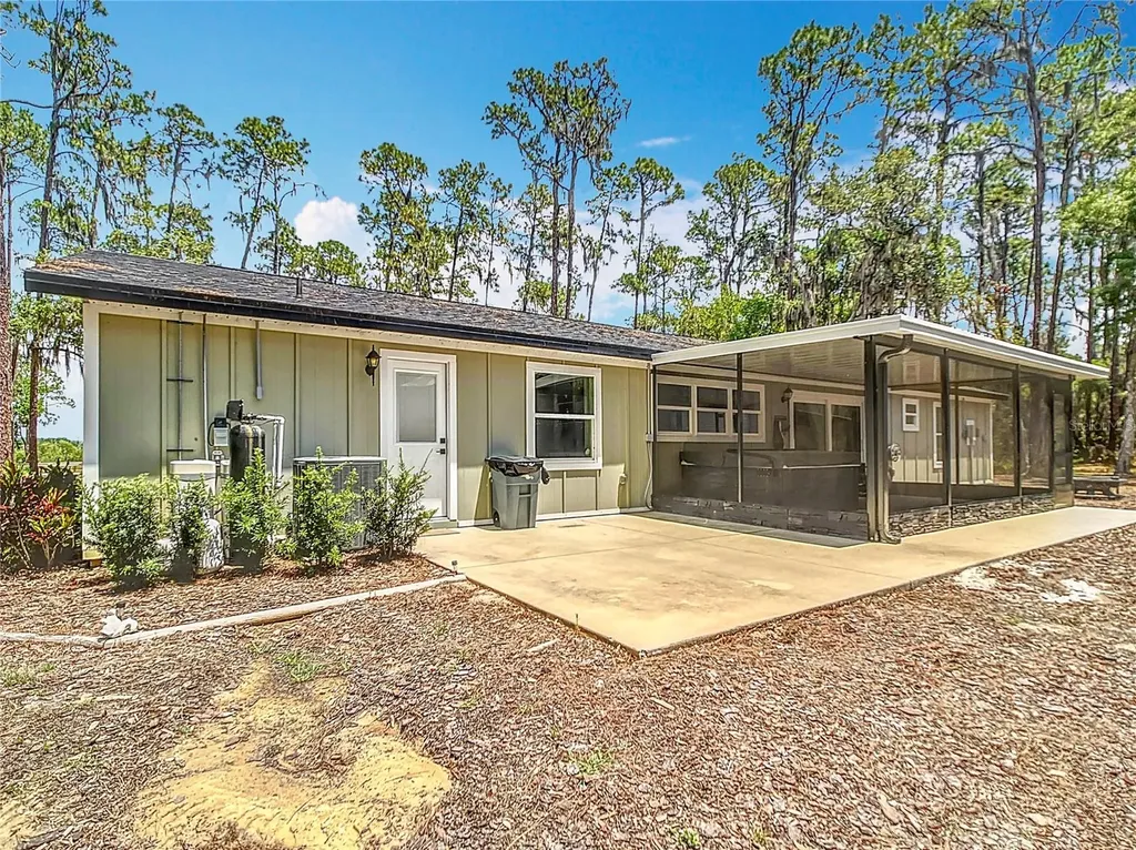 7374 Circle Drive Lady Lake FL 32159