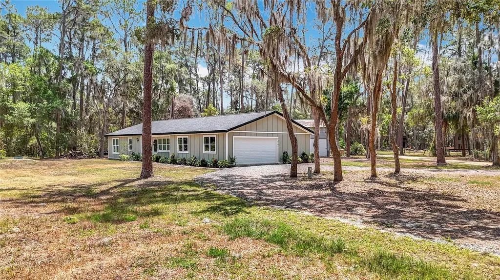 7374 Circle Drive Lady Lake FL 32159