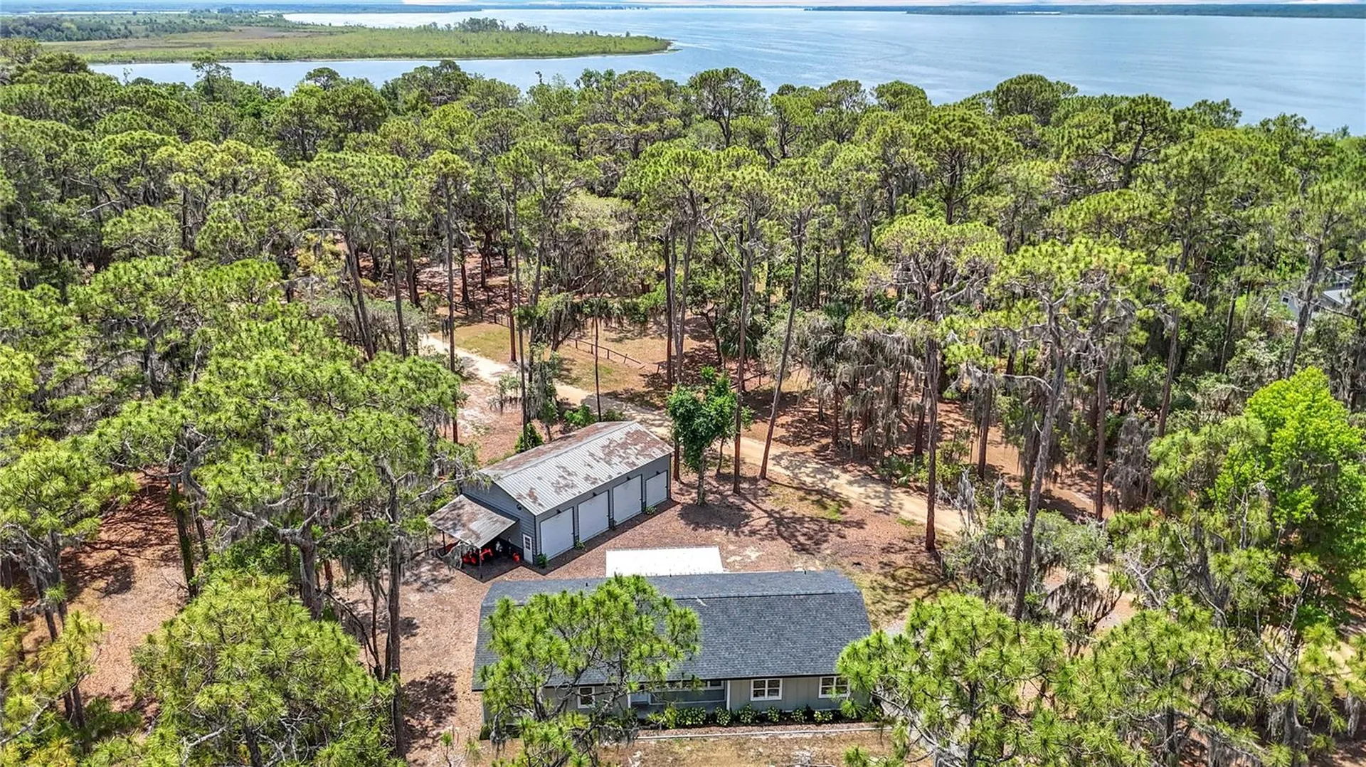 7374 Circle Drive Lady Lake FL 32159