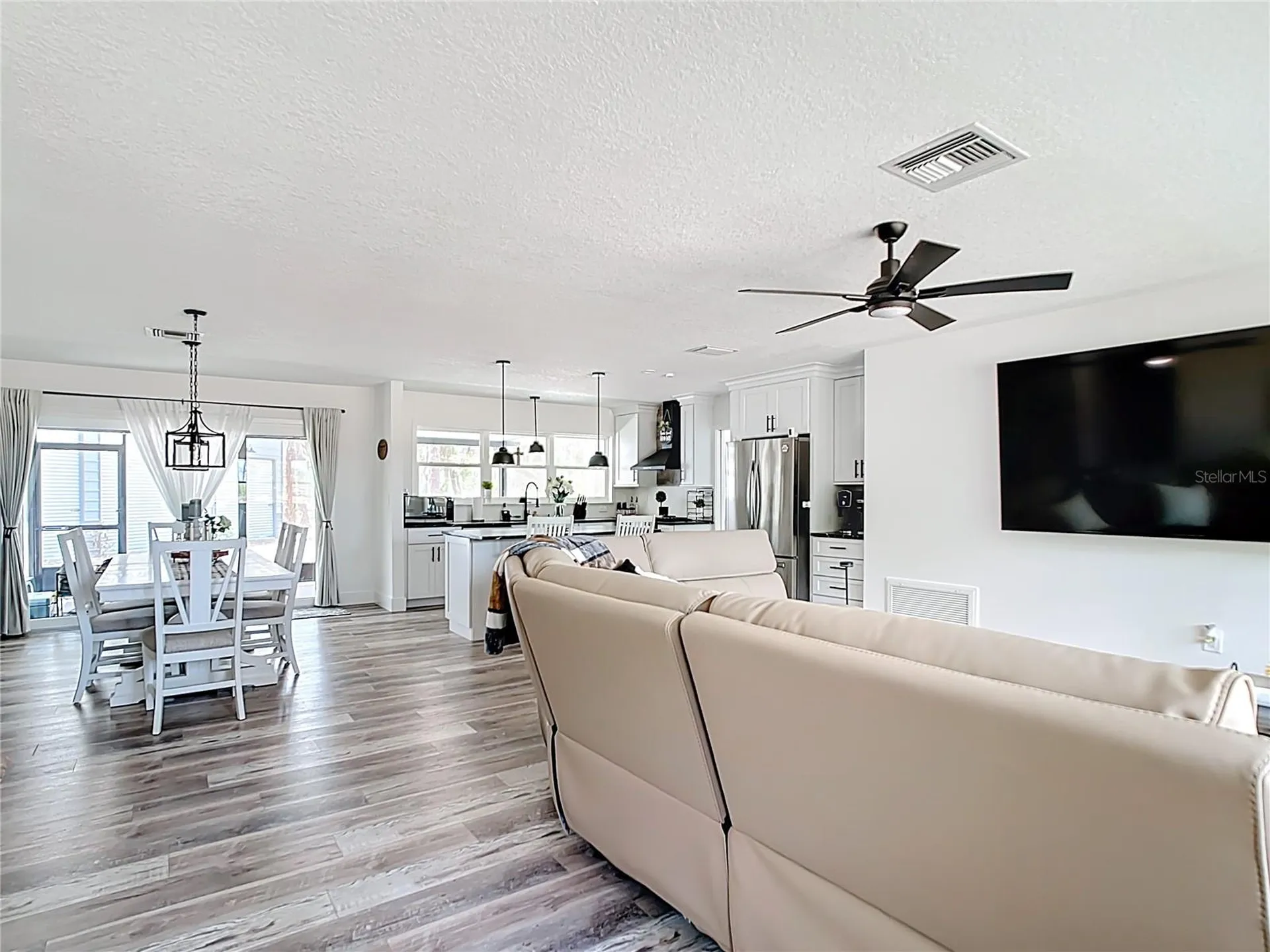 7374 Circle Drive Lady Lake FL 32159