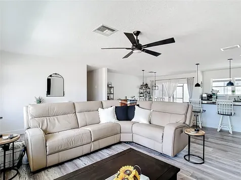 7374 Circle Drive Lady Lake FL 32159