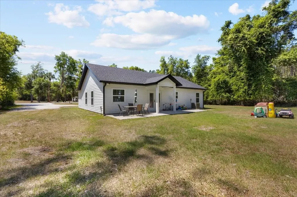 5231 NW 73rd Street Chiefland FL 32626