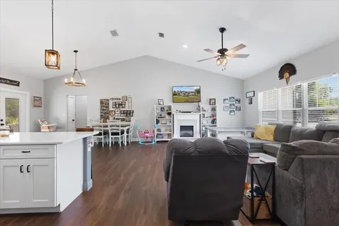 5231 NW 73rd Street Chiefland FL 32626