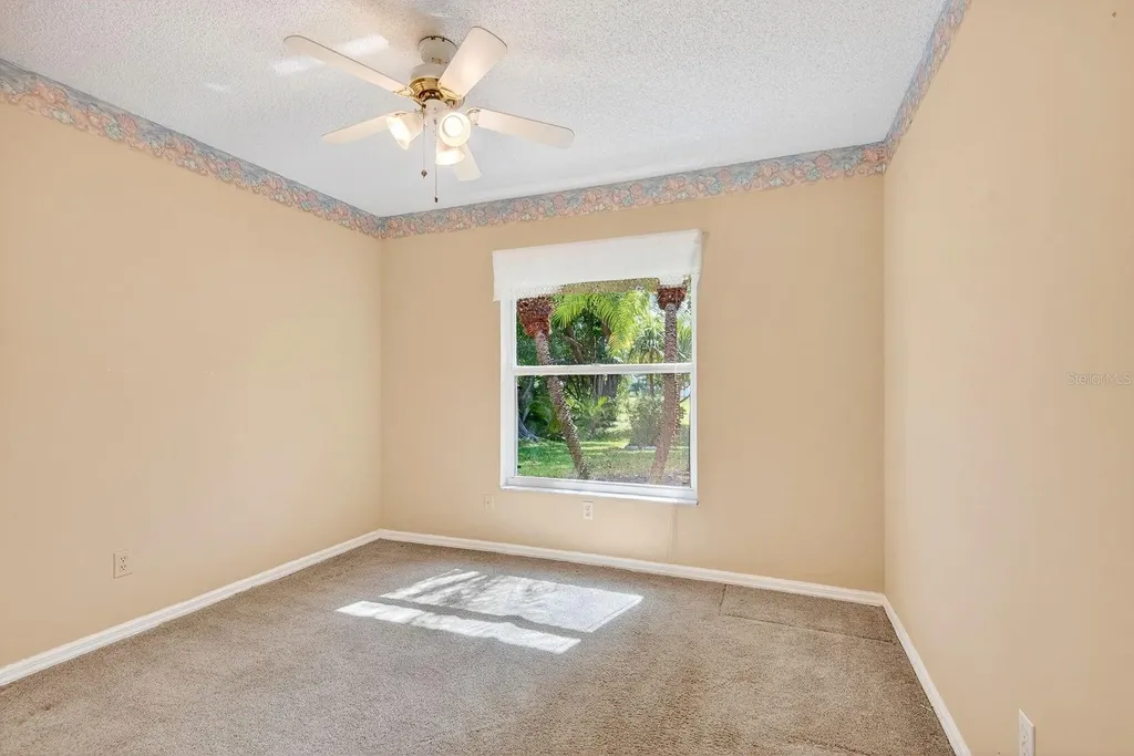 4913 72nd Court E Bradenton FL 34203