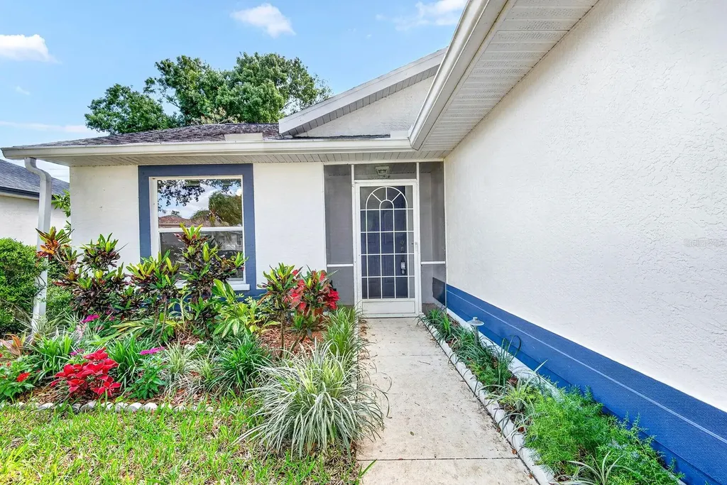 4913 72nd Court E Bradenton FL 34203