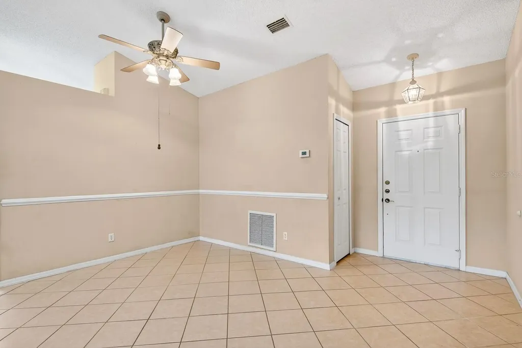 4913 72nd Court E Bradenton FL 34203