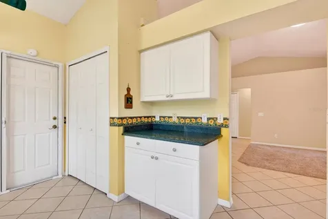 4913 72nd Court E Bradenton FL 34203