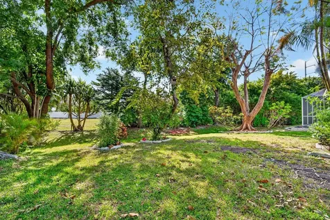 4913 72nd Court E Bradenton FL 34203