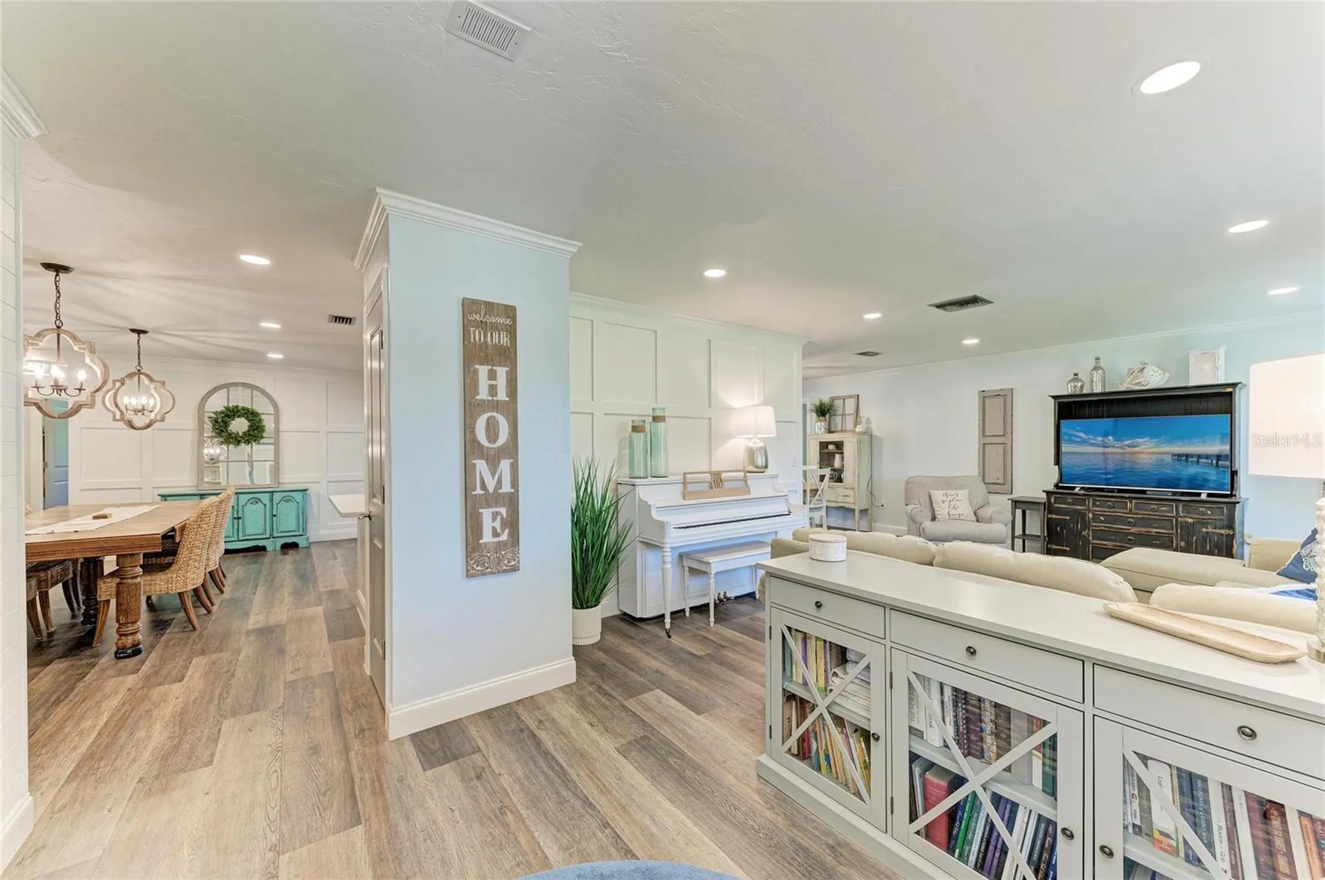 1907 37th Street W Bradenton FL 34205