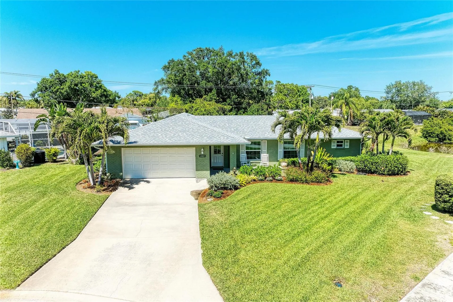 1907 37th Street W Bradenton FL 34205
