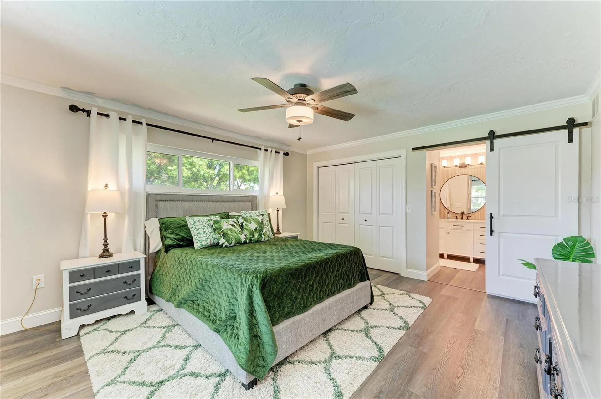 1907 37th Street W Bradenton FL 34205