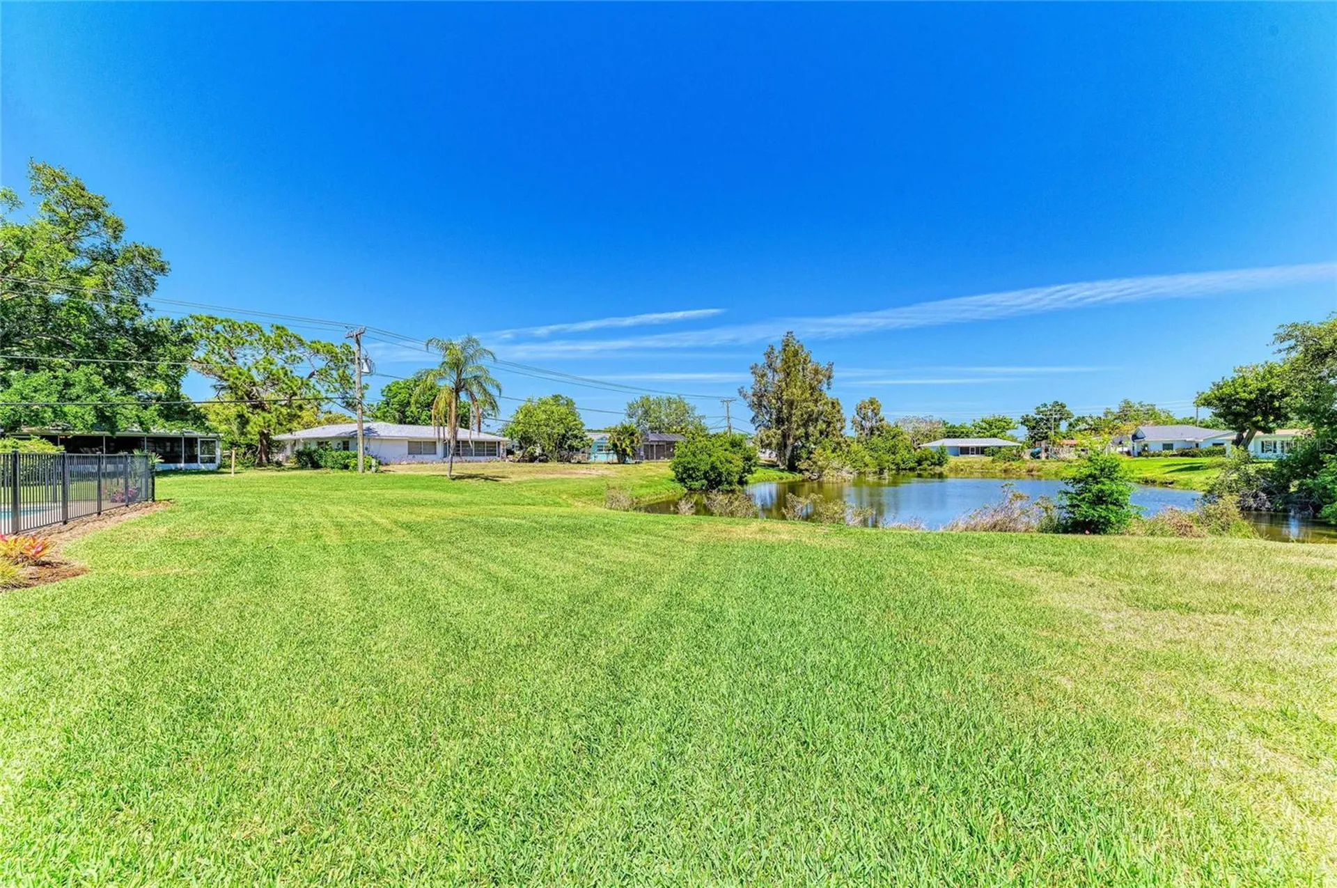 1907 37th Street W Bradenton FL 34205