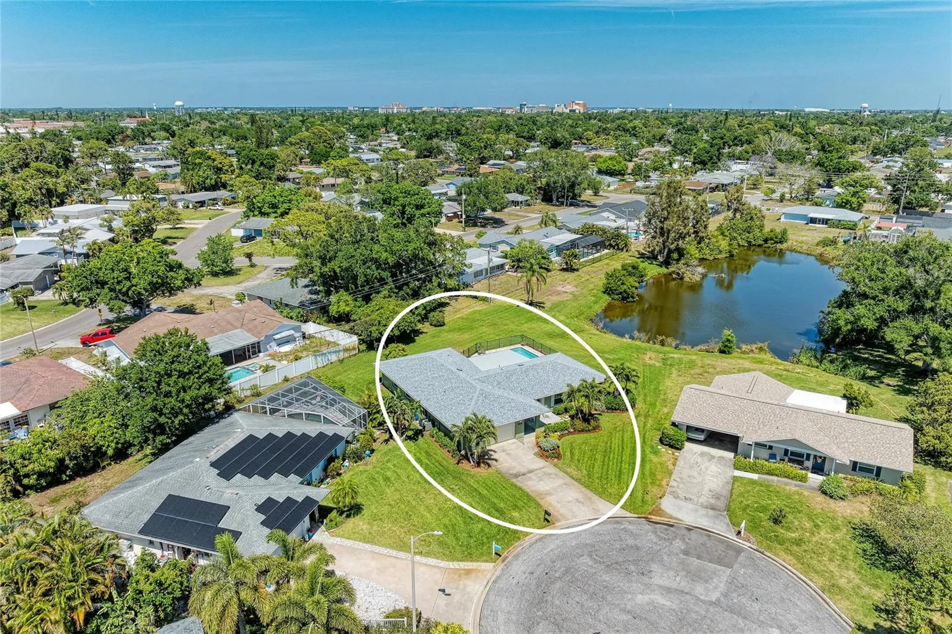 1907 37th Street W Bradenton FL 34205