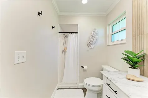 1907 37th Street W Bradenton FL 34205
