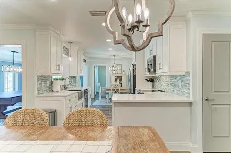 1907 37th Street W Bradenton FL 34205