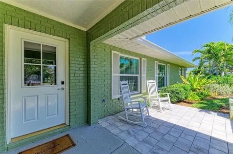 1907 37th Street W Bradenton FL 34205