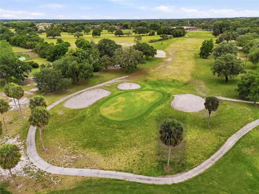 523 Greenway Drive Lake Wales FL 33898