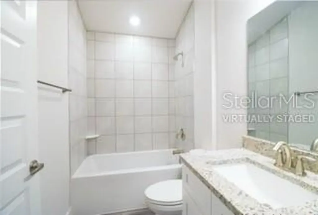 1827 N Roberts Trail Bell FL 32619