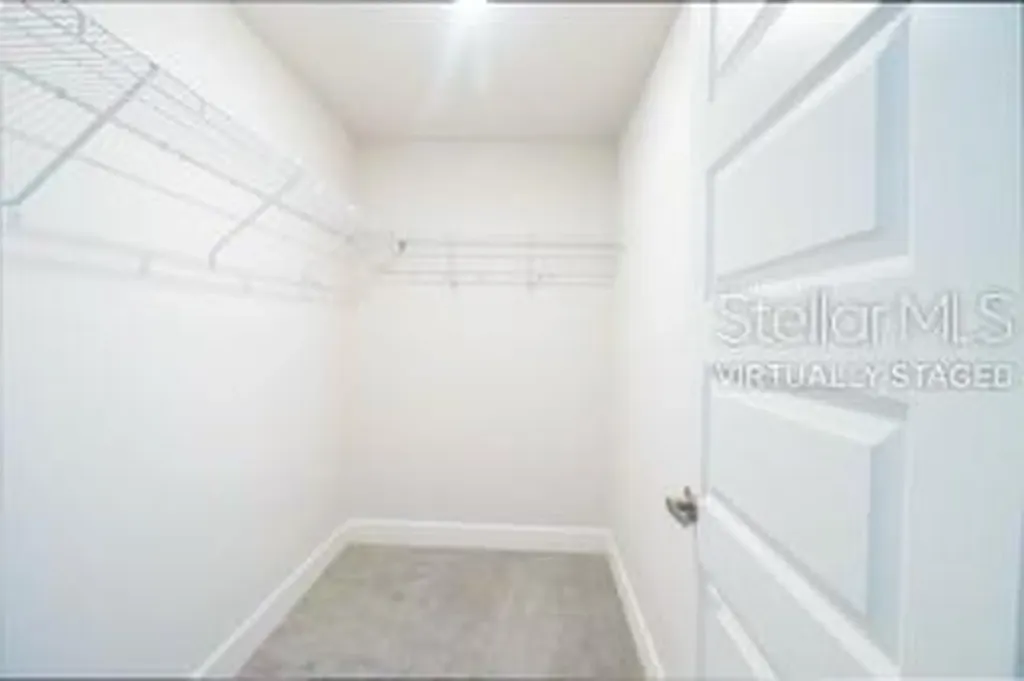 1827 N Roberts Trail Bell FL 32619